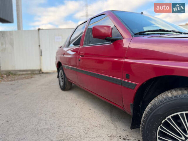Червоний Форд Ескорт, об'ємом двигуна 1.6 л та пробігом 231 тис. км за 1350 $, фото 9 на Automoto.ua