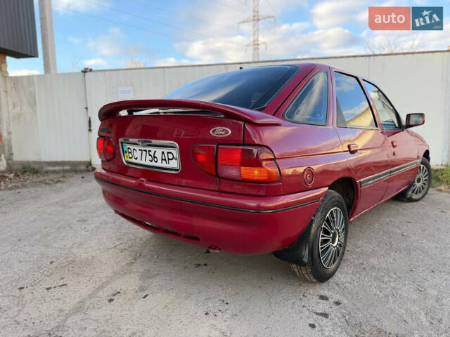 Червоний Форд Ескорт, об'ємом двигуна 1.6 л та пробігом 231 тис. км за 1350 $, фото 18 на Automoto.ua