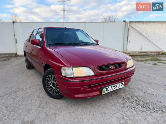 Червоний Форд Ескорт, об'ємом двигуна 1.6 л та пробігом 231 тис. км за 1350 $, фото 1 на Automoto.ua