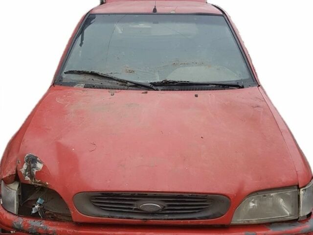 Червоний Форд Ескорт, об'ємом двигуна 1.3 л та пробігом 10 тис. км за 475 $, фото 4 на Automoto.ua