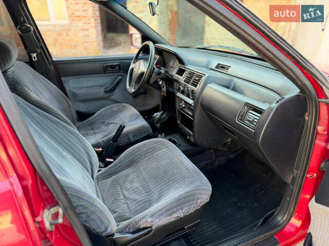 Червоний Форд Ескорт, об'ємом двигуна 1.6 л та пробігом 231 тис. км за 1350 $, фото 29 на Automoto.ua