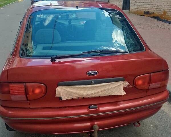 Красный Форд Эскорт, объемом двигателя 1.4 л и пробегом 120 тыс. км за 1900 $, фото 4 на Automoto.ua