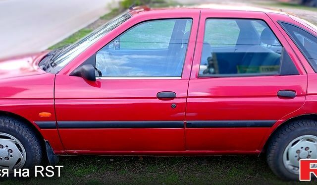 Красный Форд Эскорт, объемом двигателя 1.4 л и пробегом 1 тыс. км за 1800 $, фото 5 на Automoto.ua