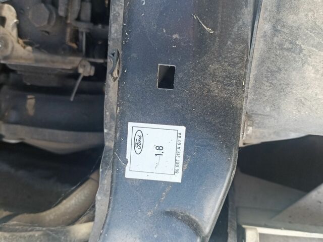 Червоний Форд Ескорт, об'ємом двигуна 1.8 л та пробігом 79 тис. км за 1100 $, фото 11 на Automoto.ua