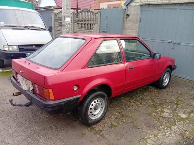 Червоний Форд Ескорт, об'ємом двигуна 0 л та пробігом 200 тис. км за 593 $, фото 2 на Automoto.ua