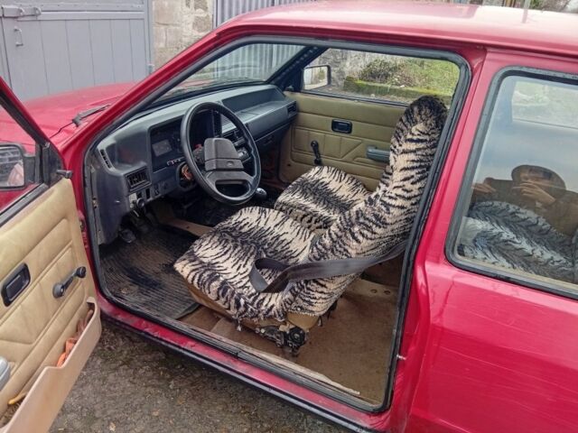 Червоний Форд Ескорт, об'ємом двигуна 0 л та пробігом 200 тис. км за 597 $, фото 5 на Automoto.ua