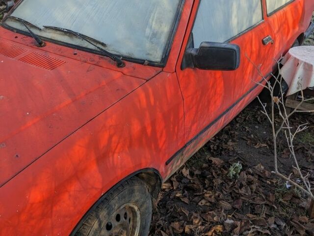 Красный Форд Эскорт, объемом двигателя 0 л и пробегом 1 тыс. км за 520 $, фото 2 на Automoto.ua