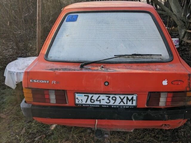 Красный Форд Эскорт, объемом двигателя 0 л и пробегом 1 тыс. км за 520 $, фото 3 на Automoto.ua