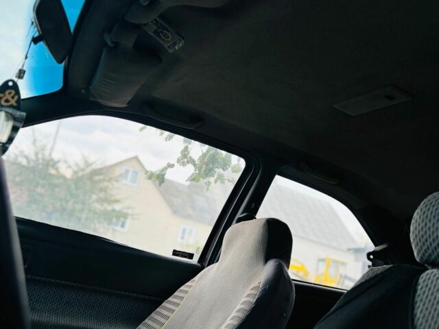 Червоний Форд Ескорт, об'ємом двигуна 1.8 л та пробігом 3 тис. км за 399 $, фото 7 на Automoto.ua