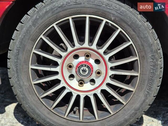 Червоний Форд Ескорт, об'ємом двигуна 1.6 л та пробігом 250 тис. км за 1200 $, фото 5 на Automoto.ua