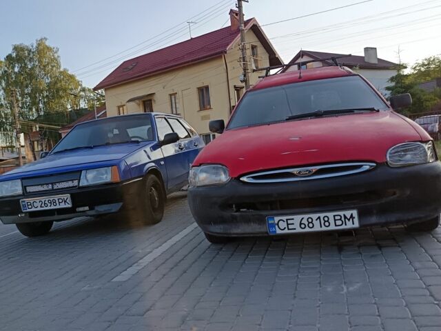 Червоний Форд Ескорт, об'ємом двигуна 1.3 л та пробігом 1000 тис. км за 700 $, фото 8 на Automoto.ua