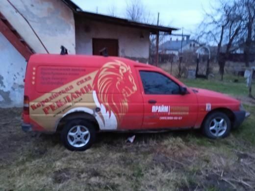 Червоний Форд Ескорт, об'ємом двигуна 1.3 л та пробігом 1000 тис. км за 700 $, фото 3 на Automoto.ua