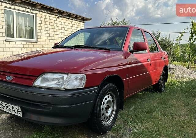 Красный Форд Эскорт, объемом двигателя 0 л и пробегом 183 тыс. км за 1900 $, фото 5 на Automoto.ua
