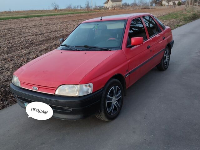 Красный Форд Эскорт, объемом двигателя 1.4 л и пробегом 589 тыс. км за 900 $, фото 7 на Automoto.ua