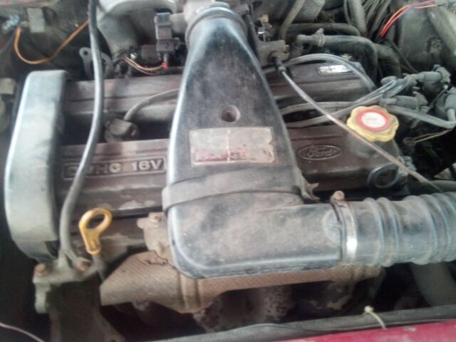 Червоний Форд Ескорт, об'ємом двигуна 0 л та пробігом 406 тис. км за 358 $, фото 1 на Automoto.ua