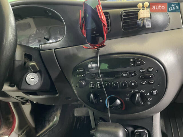 Красный Форд Эскорт, объемом двигателя 2 л и пробегом 216 тыс. км за 2500 $, фото 31 на Automoto.ua