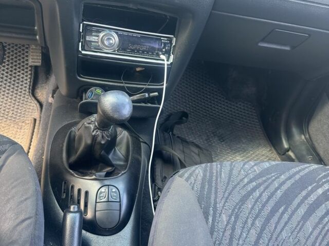 Червоний Форд Ескорт, об'ємом двигуна 1.6 л та пробігом 343 тис. км за 1500 $, фото 10 на Automoto.ua