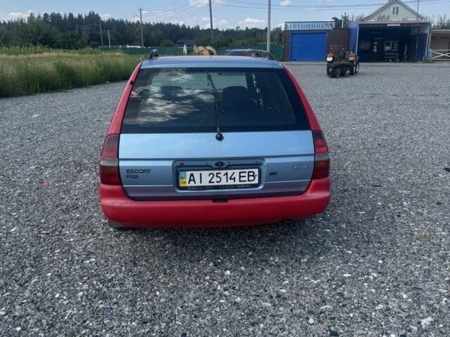 Червоний Форд Ескорт, об'ємом двигуна 1.6 л та пробігом 343 тис. км за 1500 $, фото 2 на Automoto.ua