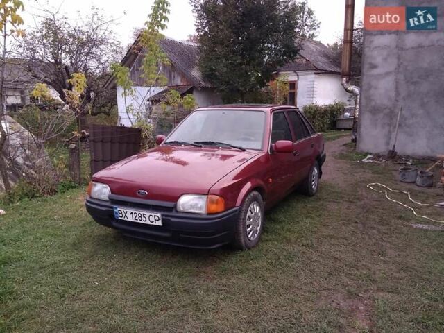 Червоний Форд Ескорт, об'ємом двигуна 1.39 л та пробігом 93 тис. км за 1325 $, фото 27 на Automoto.ua