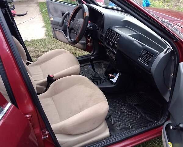 Червоний Форд Ескорт, об'ємом двигуна 1.39 л та пробігом 93 тис. км за 1325 $, фото 36 на Automoto.ua