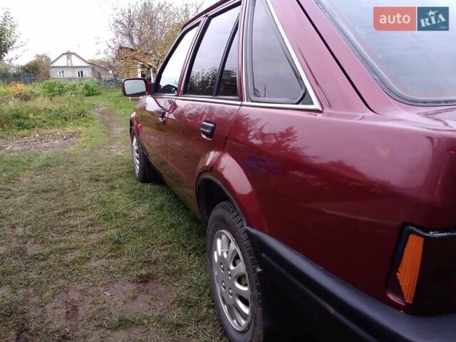 Червоний Форд Ескорт, об'ємом двигуна 1.39 л та пробігом 93 тис. км за 1325 $, фото 25 на Automoto.ua