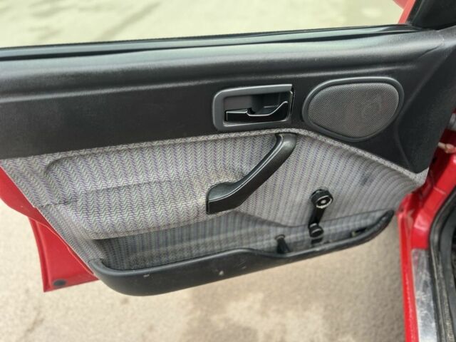 Червоний Форд Ескорт, об'ємом двигуна 1.3 л та пробігом 76 тис. км за 1000 $, фото 4 на Automoto.ua