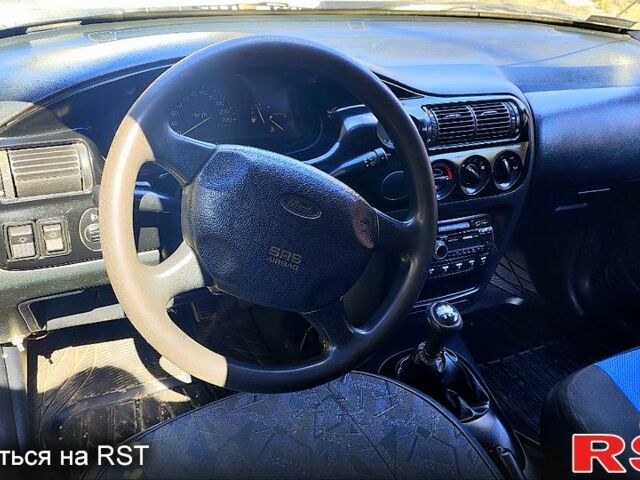 Форд Эскорт, объемом двигателя 1.4 л и пробегом 0 тыс. км за 1700 $, фото 2 на Automoto.ua
