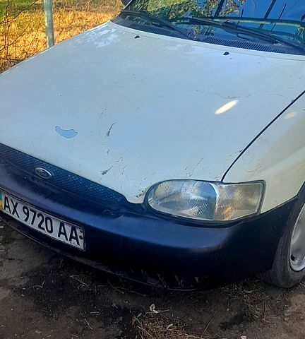 Форд Эскорт, объемом двигателя 1.8 л и пробегом 0 тыс. км за 750 $, фото 4 на Automoto.ua