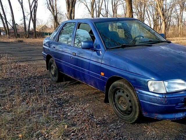 Форд Ескорт, об'ємом двигуна 1.6 л та пробігом 300 тис. км за 750 $, фото 3 на Automoto.ua