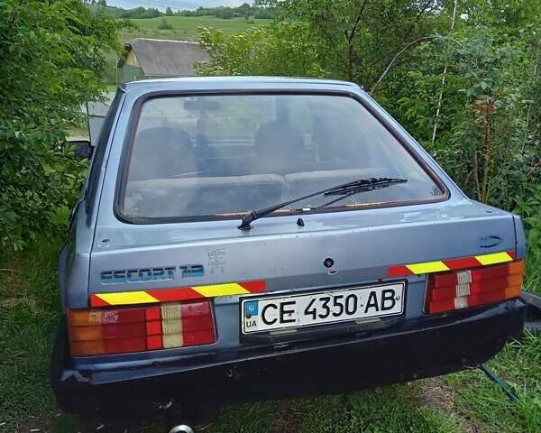 Форд Эскорт, объемом двигателя 1.6 л и пробегом 300 тыс. км за 350 $, фото 2 на Automoto.ua