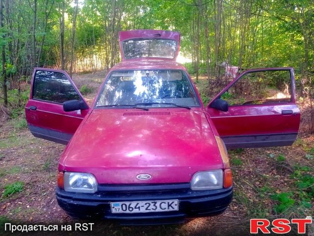 Форд Эскорт, объемом двигателя 1.6 л и пробегом 0 тыс. км за 450 $, фото 2 на Automoto.ua