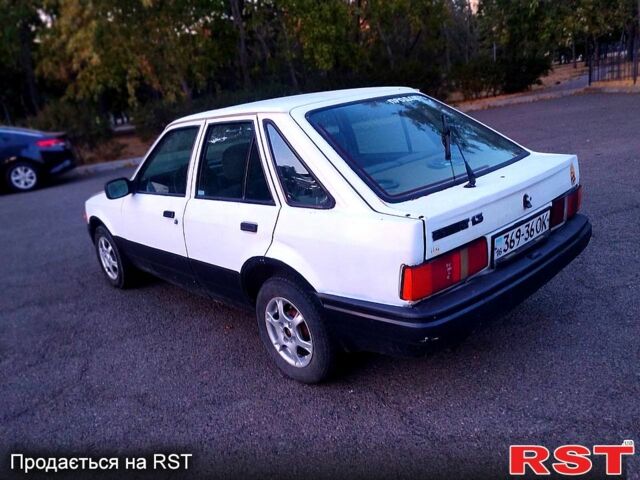 Форд Эскорт, объемом двигателя 1.3 л и пробегом 300 тыс. км за 500 $, фото 7 на Automoto.ua