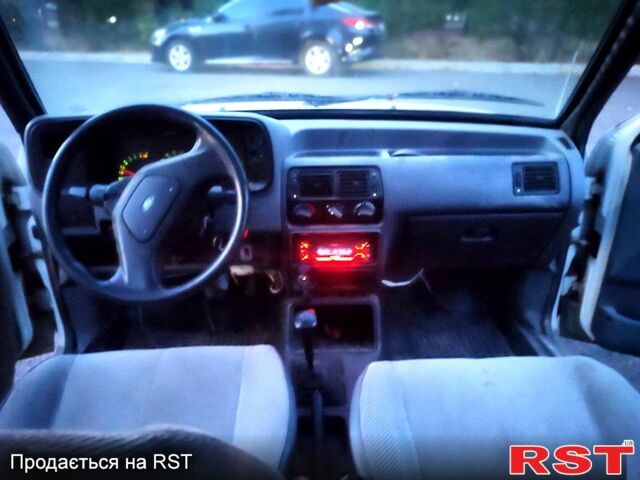 Форд Эскорт, объемом двигателя 1.3 л и пробегом 300 тыс. км за 500 $, фото 8 на Automoto.ua