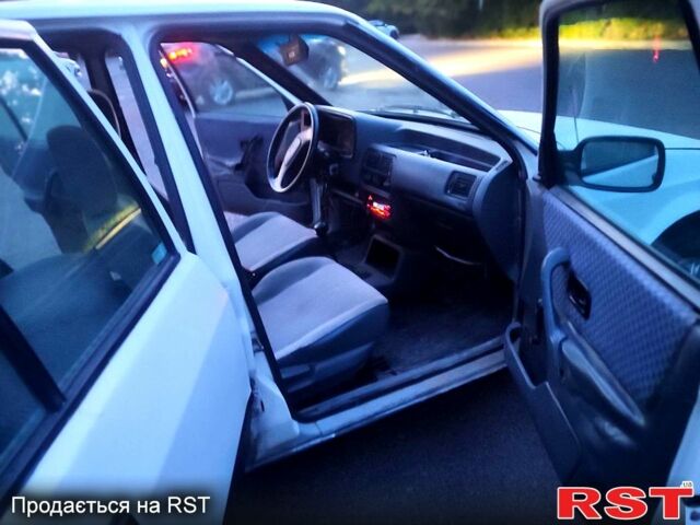 Форд Эскорт, объемом двигателя 1.3 л и пробегом 300 тыс. км за 500 $, фото 3 на Automoto.ua