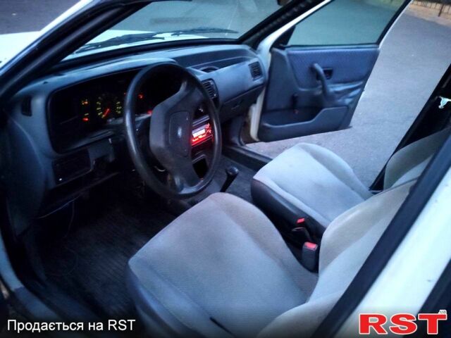 Форд Эскорт, объемом двигателя 1.3 л и пробегом 300 тыс. км за 500 $, фото 4 на Automoto.ua