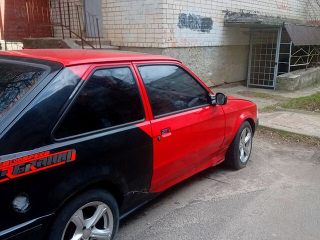 Форд Эскорт, объемом двигателя 1.4 л и пробегом 0 тыс. км за 360 $, фото 2 на Automoto.ua