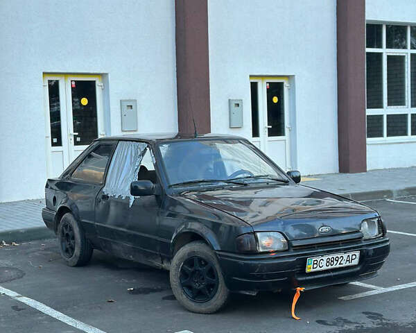 Форд Эскорт, объемом двигателя 0 л и пробегом 180 тыс. км за 500 $, фото 6 на Automoto.ua