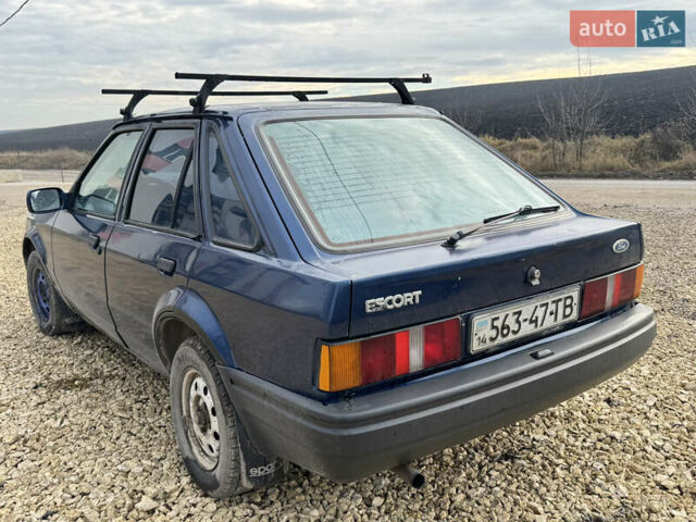 Форд Эскорт, объемом двигателя 0 л и пробегом 220 тыс. км за 450 $, фото 12 на Automoto.ua