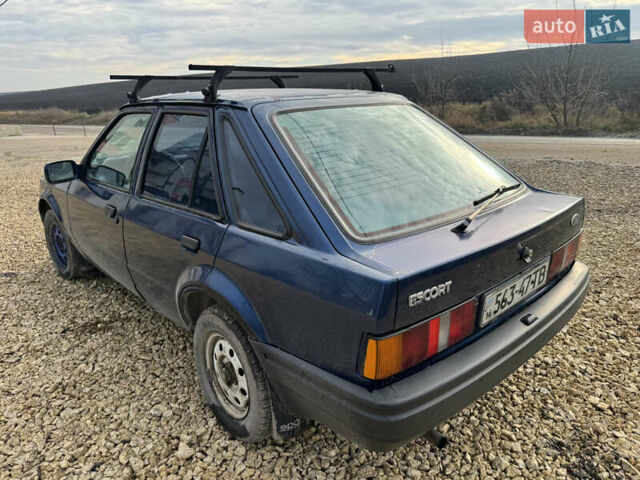 Форд Эскорт, объемом двигателя 0 л и пробегом 220 тыс. км за 450 $, фото 2 на Automoto.ua
