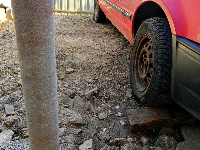 Форд Эскорт, объемом двигателя 1.4 л и пробегом 234 тыс. км за 750 $, фото 5 на Automoto.ua