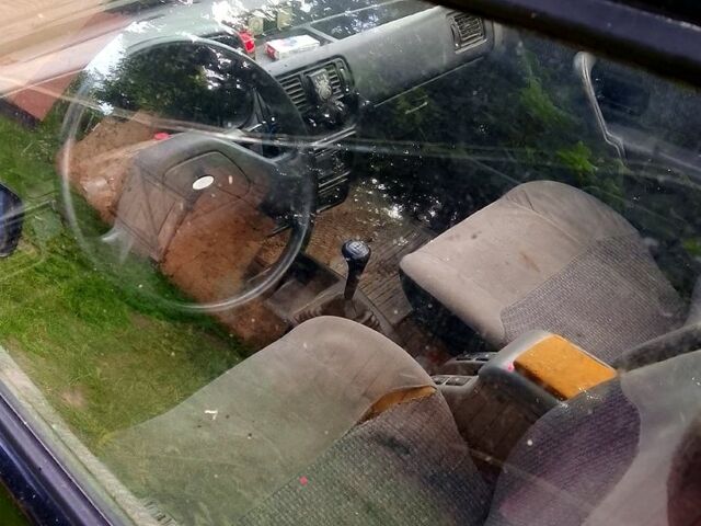 Форд Эскорт, объемом двигателя 1.3 л и пробегом 200 тыс. км за 600 $, фото 5 на Automoto.ua