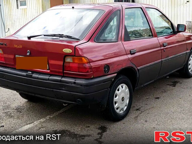 Форд Эскорт, объемом двигателя 1.4 л и пробегом 0 тыс. км за 700 $, фото 3 на Automoto.ua