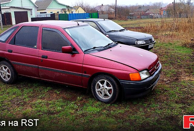 Форд Эскорт, объемом двигателя 1.8 л и пробегом 0 тыс. км за 800 $, фото 1 на Automoto.ua