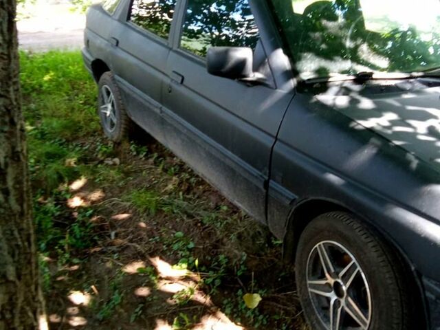 Форд Эскорт, объемом двигателя 1.6 л и пробегом 400 тыс. км за 666 $, фото 1 на Automoto.ua