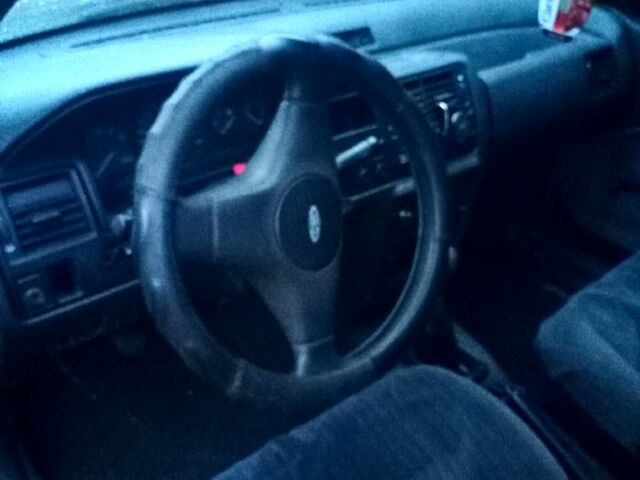 Форд Эскорт, объемом двигателя 1.6 л и пробегом 220 тыс. км за 750 $, фото 5 на Automoto.ua