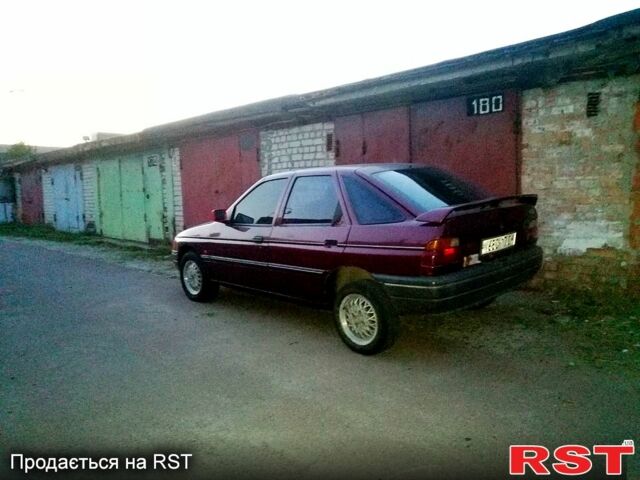 Форд Ескорт, об'ємом двигуна 1.6 л та пробігом 230 тис. км за 800 $, фото 1 на Automoto.ua