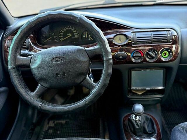 Форд Ескорт, об'ємом двигуна 1.6 л та пробігом 300 тис. км за 1450 $, фото 7 на Automoto.ua