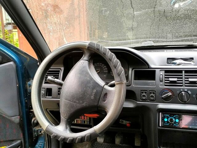 Форд Эскорт, объемом двигателя 1.4 л и пробегом 200 тыс. км за 1100 $, фото 3 на Automoto.ua