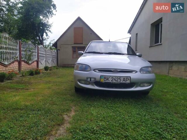 Форд Эскорт, объемом двигателя 1.6 л и пробегом 95 тыс. км за 1900 $, фото 3 на Automoto.ua