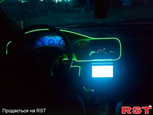 Форд Эскорт, объемом двигателя 1.3 л и пробегом 0 тыс. км за 2000 $, фото 3 на Automoto.ua